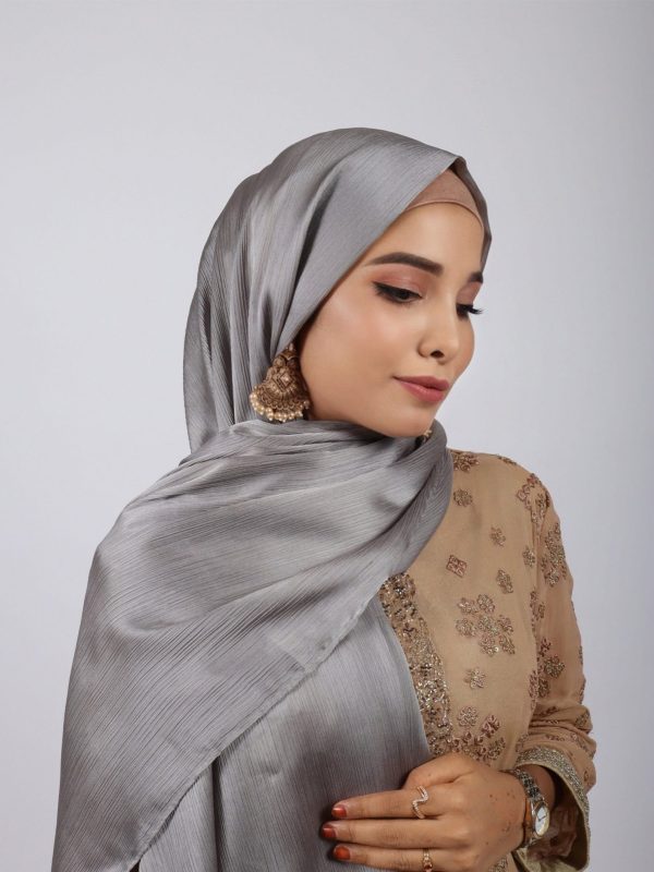 Muna Silk Hijab - Image 4